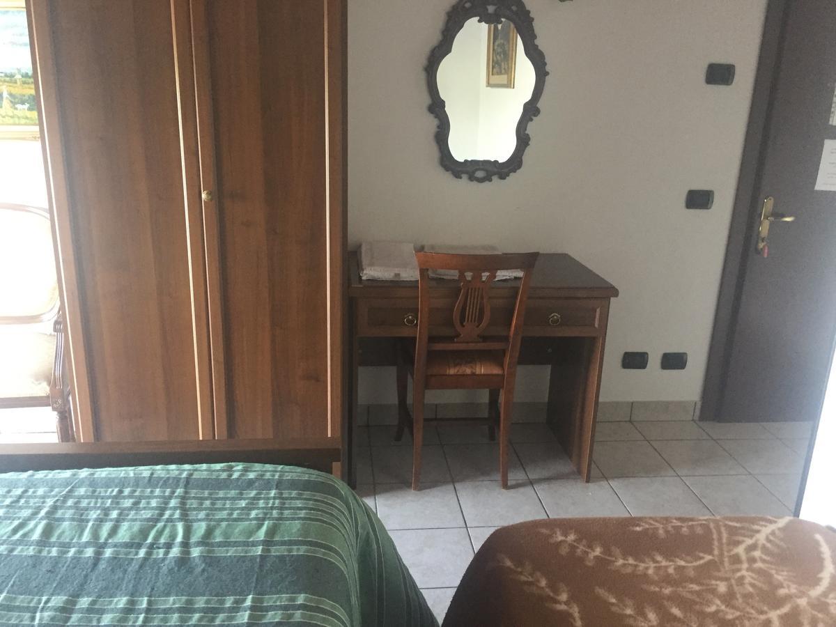 Agriturismo La Roccia Villa Vo ภายนอก รูปภาพ
